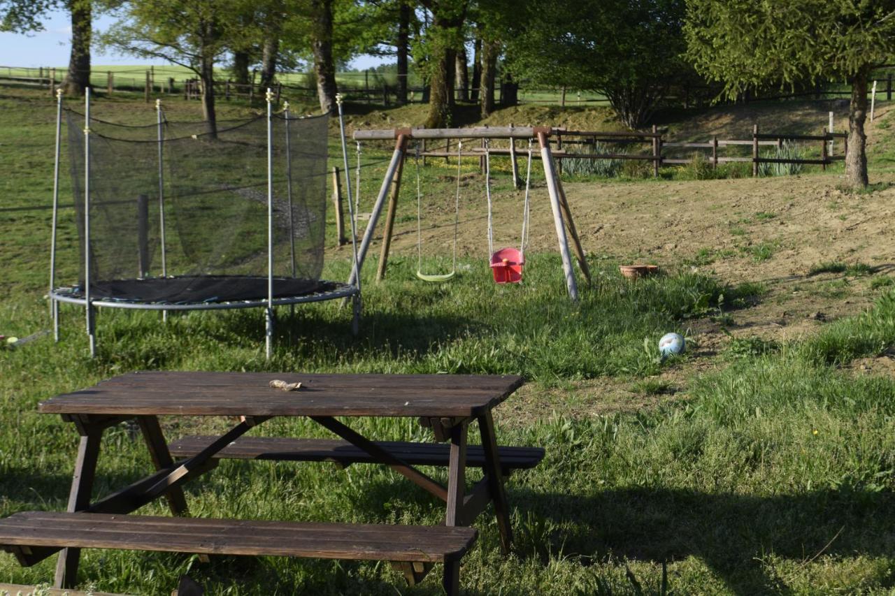 Gîte le pré des Colombes Troche Extérieur photo